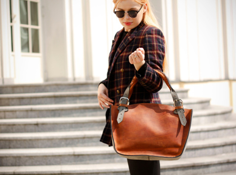 Kuferek z kopertówką rudo szary ręcznie robiona torebka. Torba skórzana z kopertówką.