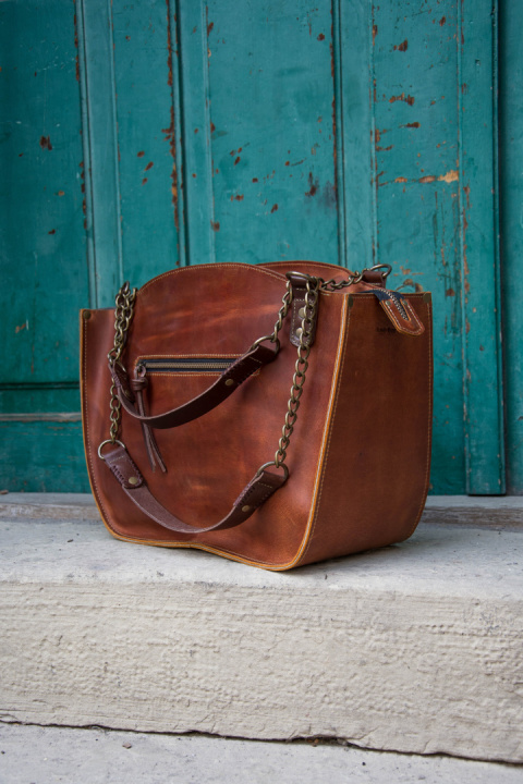 Leather bag Kuferek ginger color