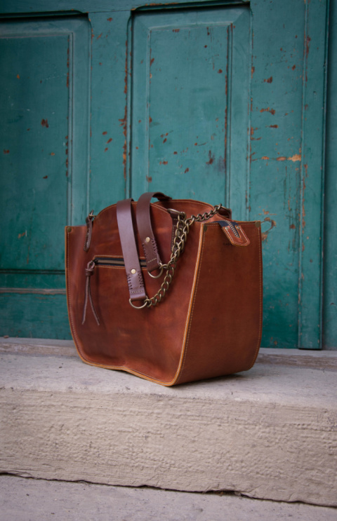 Leather bag Kuferek ginger color