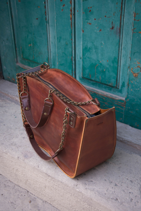 Leather bag Kuferek ginger color