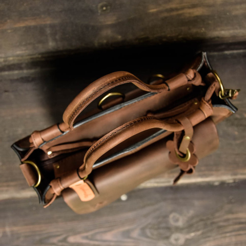 Torebka skórzana Elaine kolor brązowy z funkcja plecaka