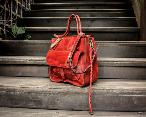 Leather bag Elaine red color