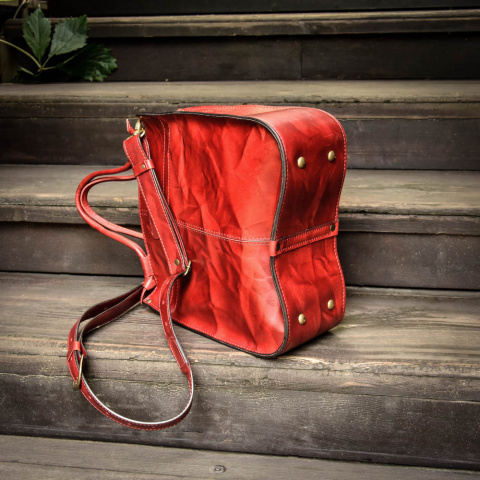Leather bag Elaine red color