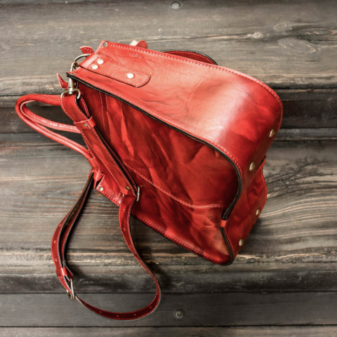 Leather bag Elaine red color