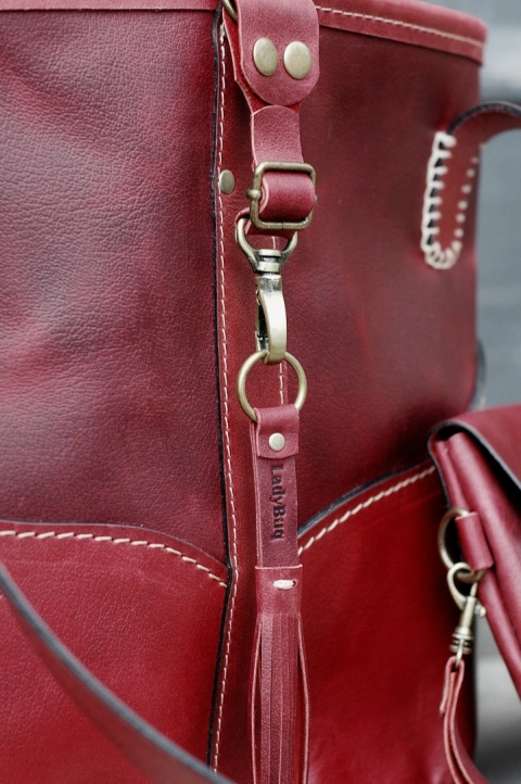 Torebka skórzana Julia w kolorze malinowym