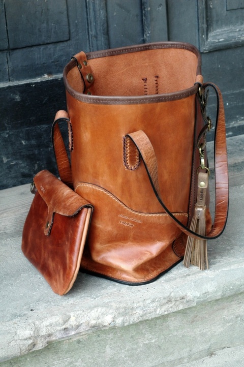 Torebka skórzana Julia w kolorze rudym