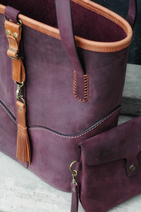 Torebka skórzana Julia w kolorze śliwkowym