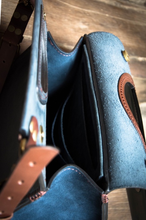 Torebka skórzana Łezka kolor granatowy