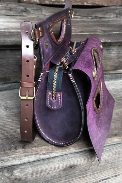 Torebka skórzana Łezka kolor śliwkowy